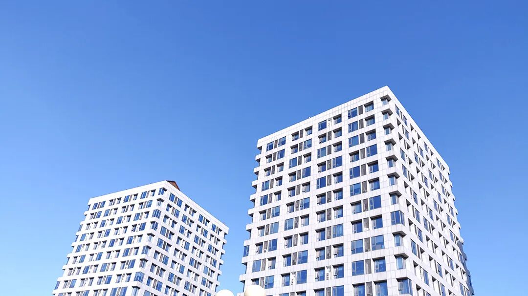 告别高能耗生活：一扇好窗，每年省下30%供暖费，打造四季如春的家