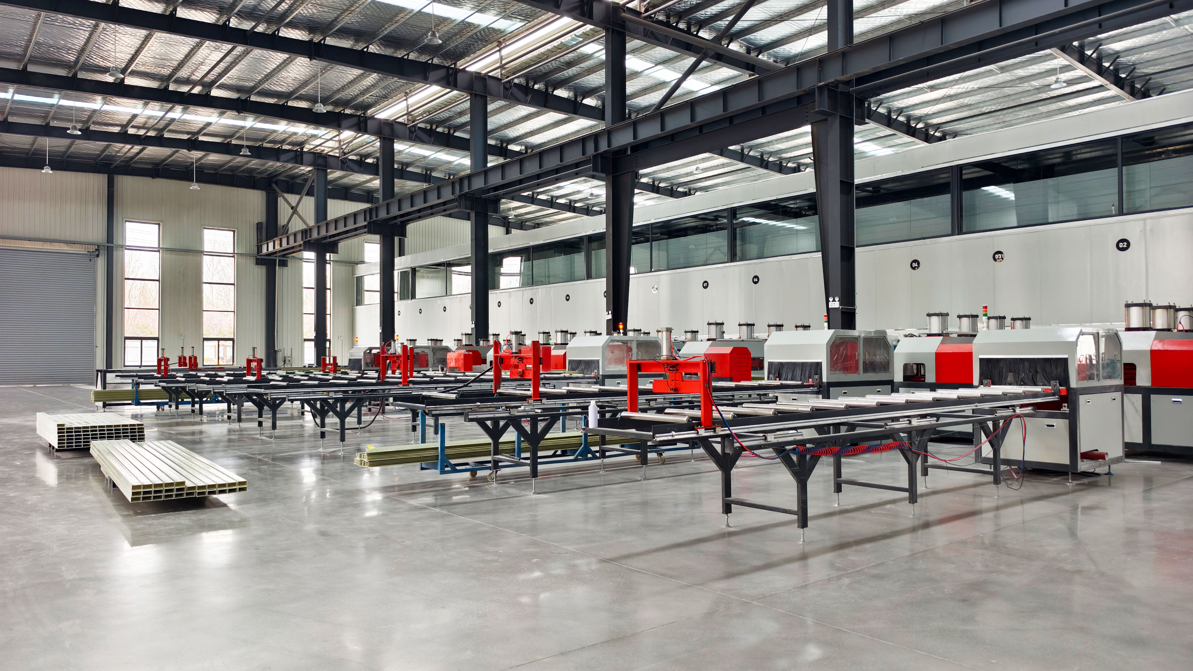 聚氨酯附框：工业厂房高效建设与运营的新宠